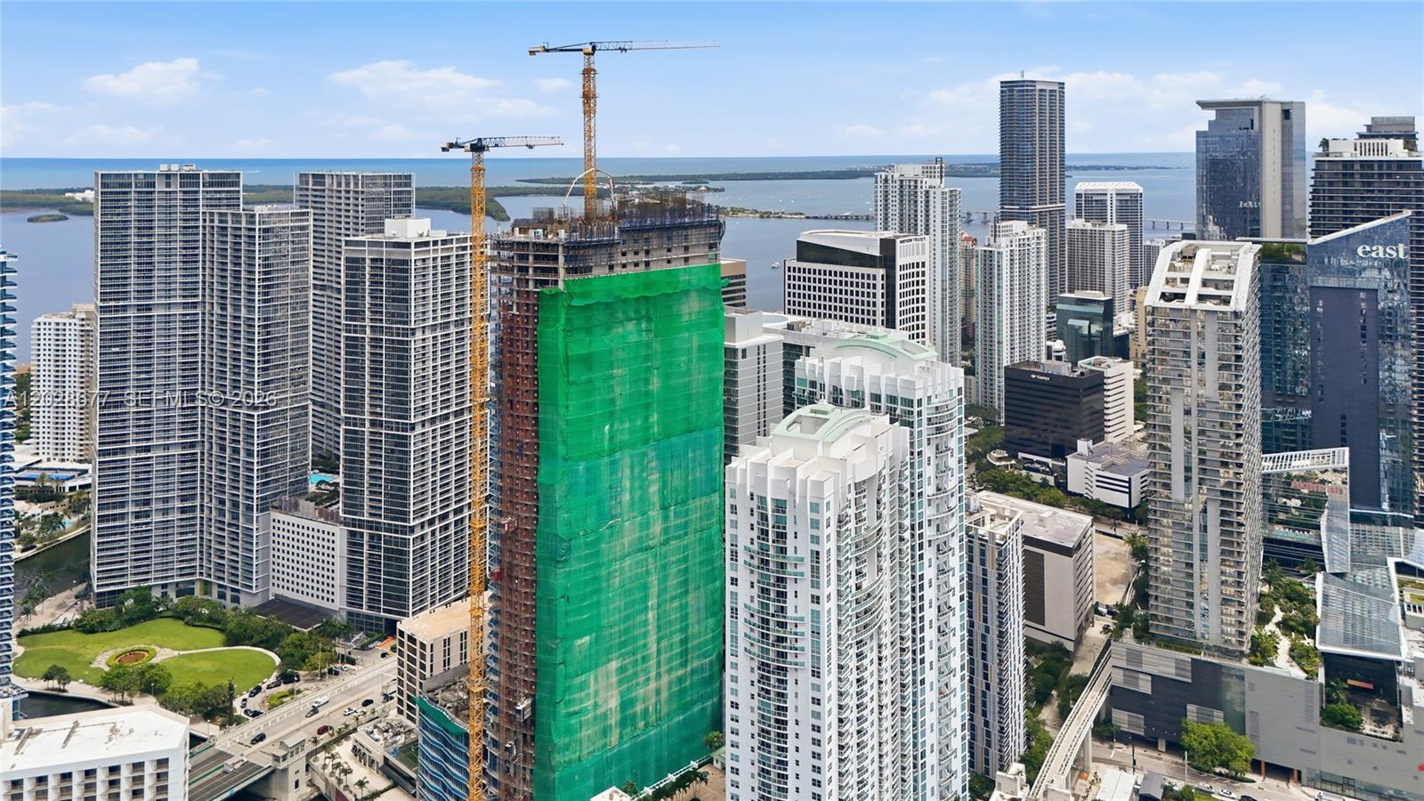 31 SE 5th St #2410 Miami, FL 33131