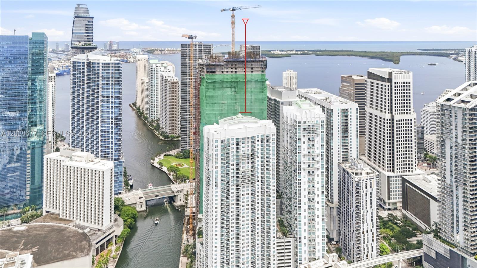 31 SE 5th St #2410 Miami, FL 33131