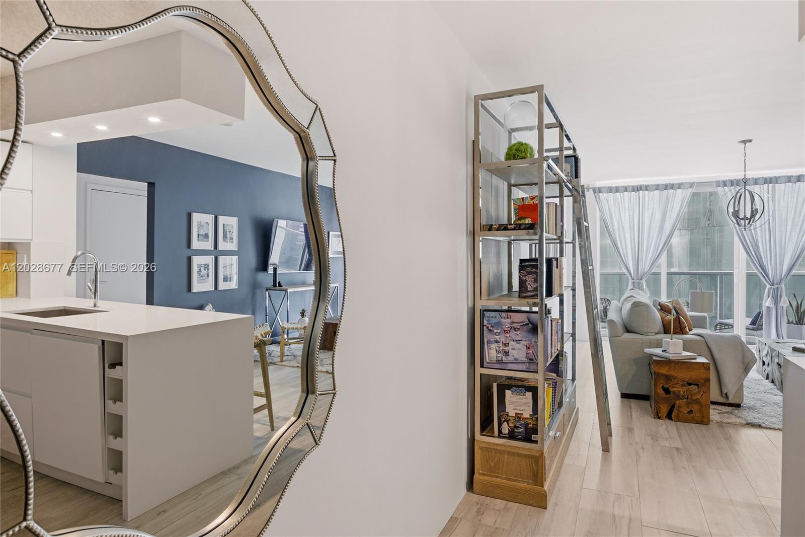 31 SE 5th St #2410 Miami, FL 33131