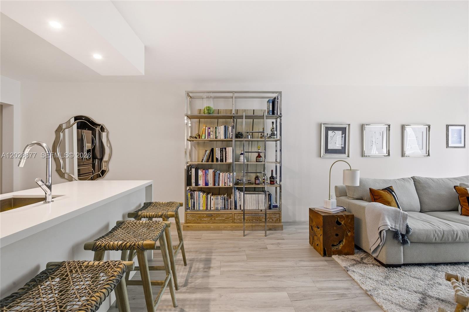 31 SE 5th St #2410 Miami, FL 33131