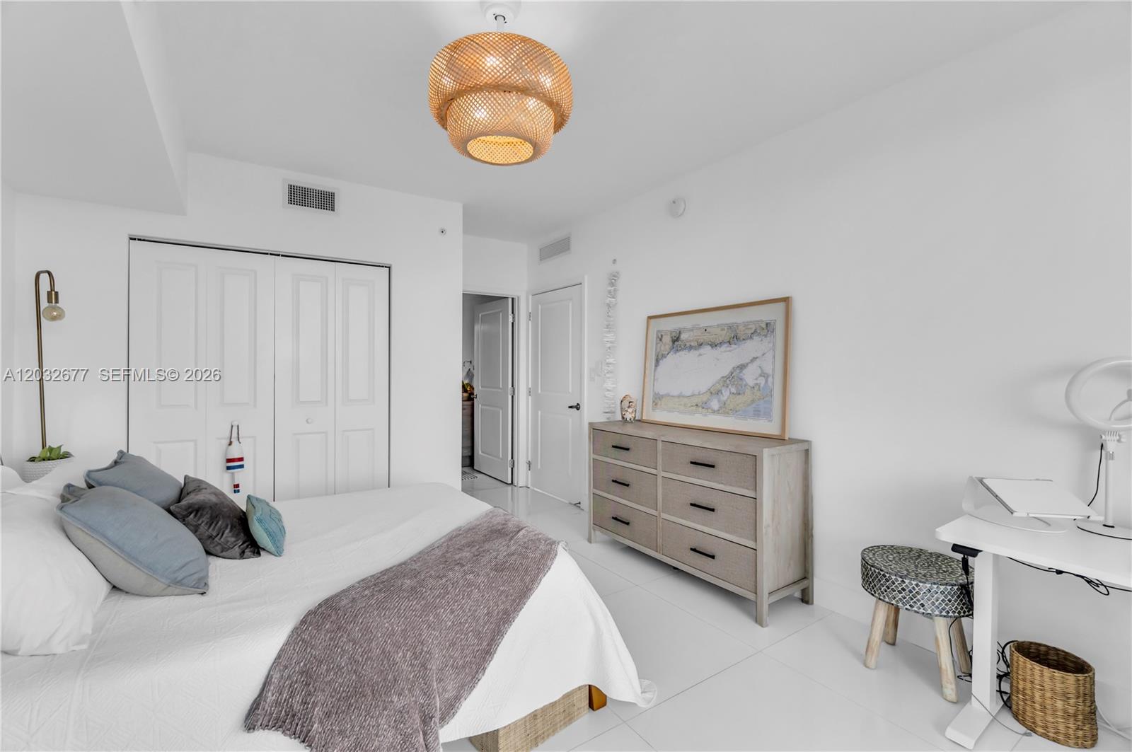 400 Sunny Isles Blvd #1917 Sunny Isles Beach, FL 33160