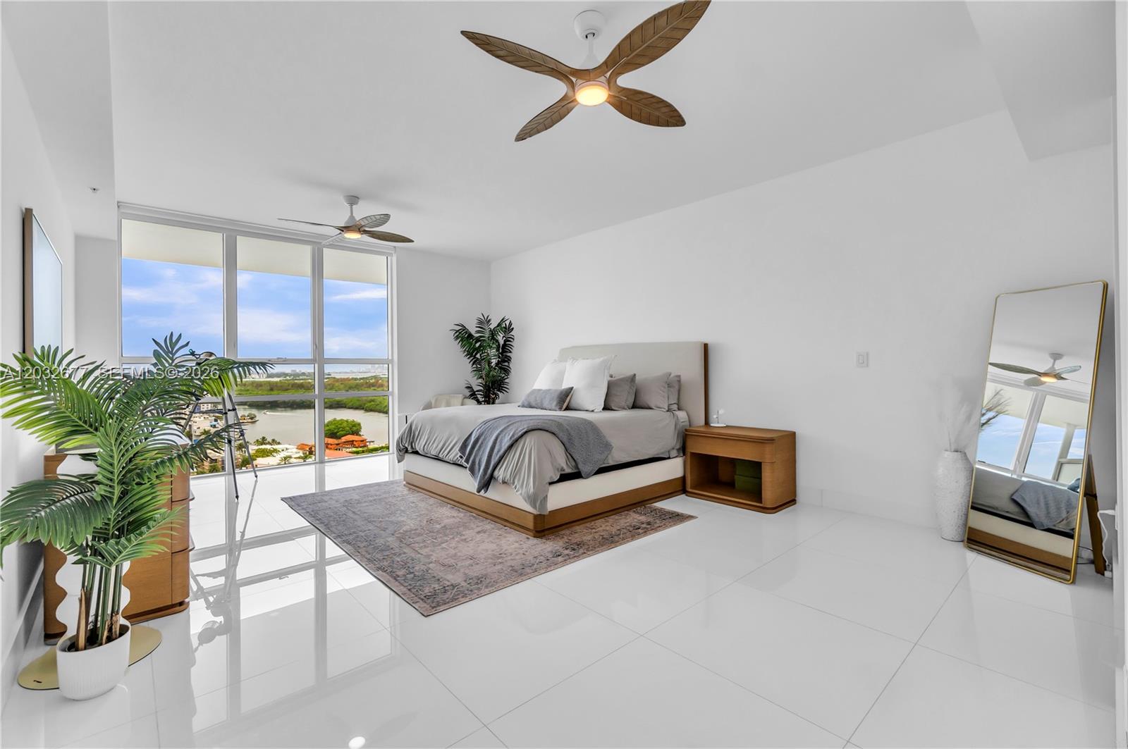 400 Sunny Isles Blvd #1917 Sunny Isles Beach, FL 33160