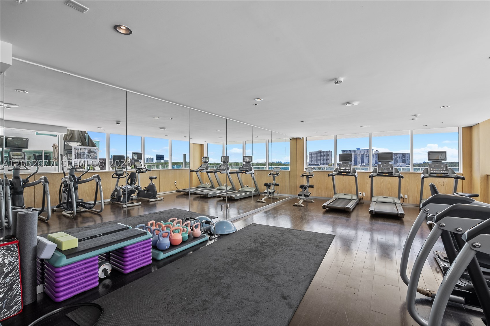 image 400 Sunny Isles41