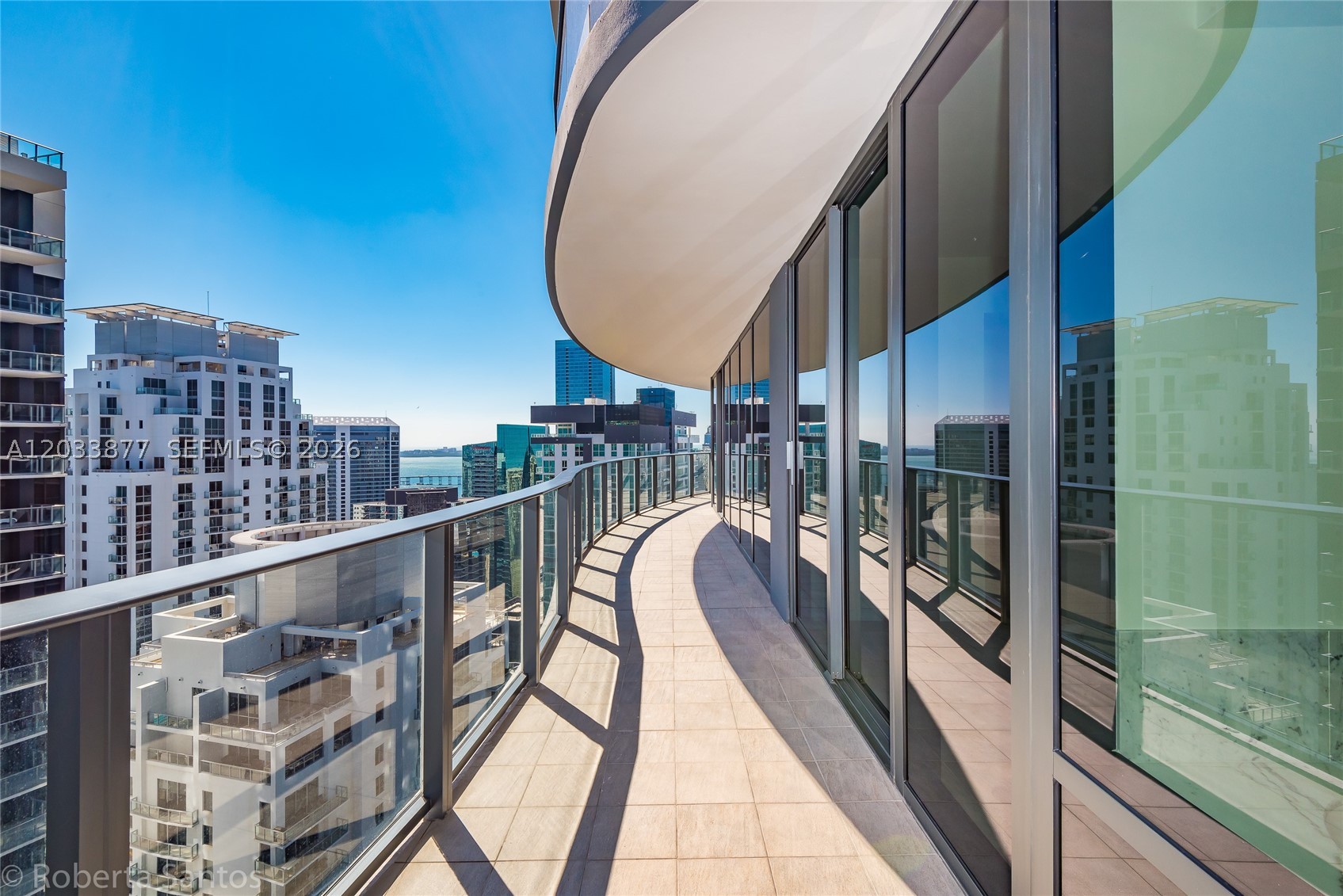 image Brickell Flatiron30