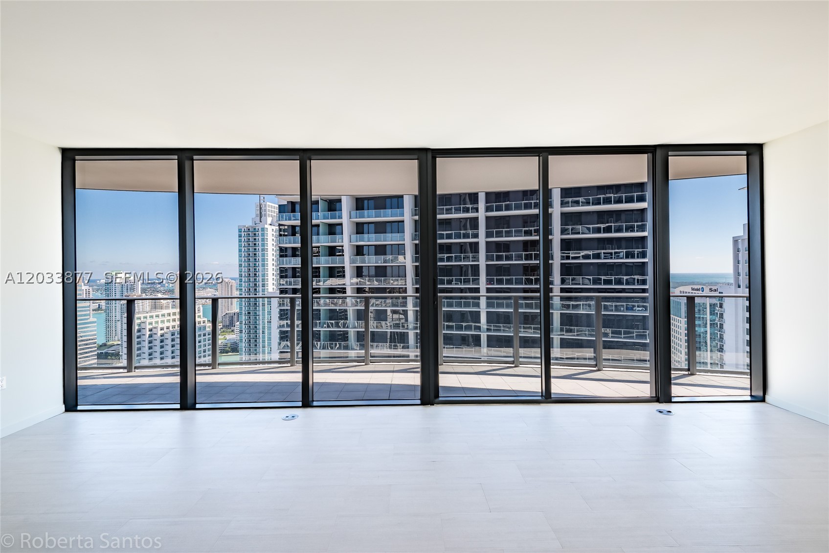 image Brickell Flatiron41
