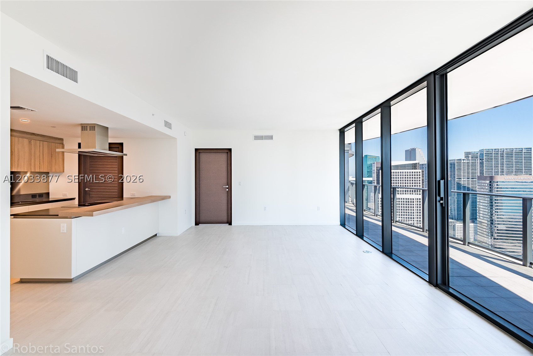 image Brickell Flatiron44