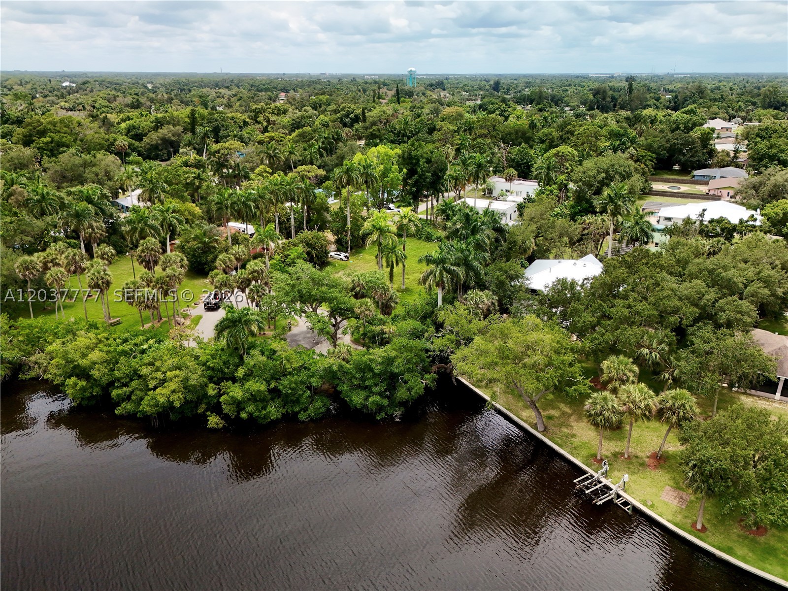 304 Royal Palm Park Rd Fort Myers, FL 33905