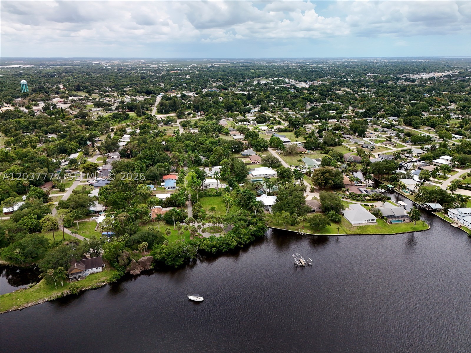 304 Royal Palm Park Rd Fort Myers, FL 33905