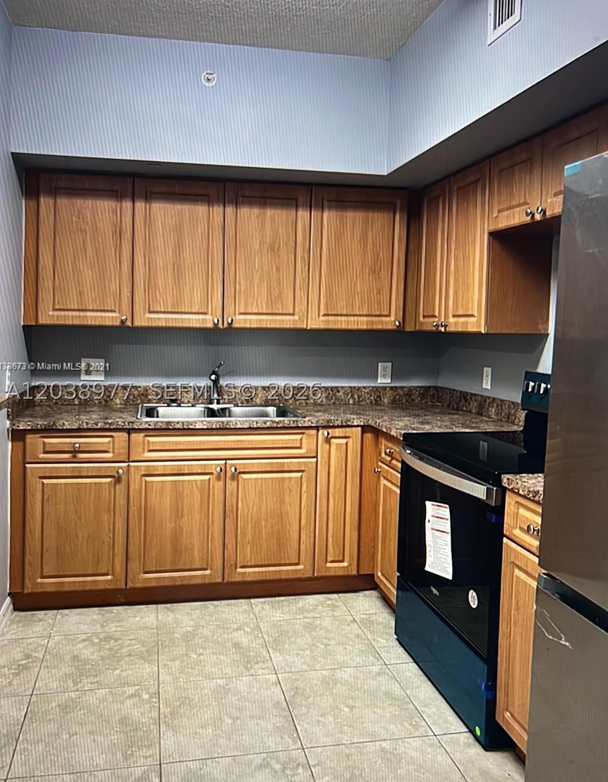 115 SW 42nd Ave #206