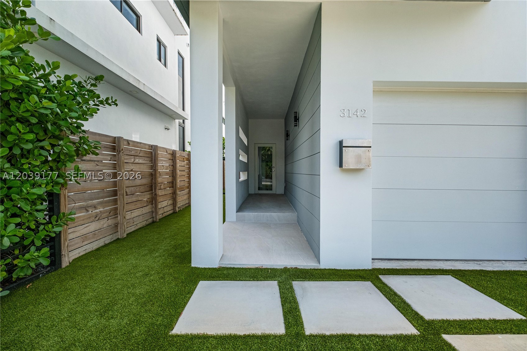 3142 Carter St #3142 Miami, FL 33133