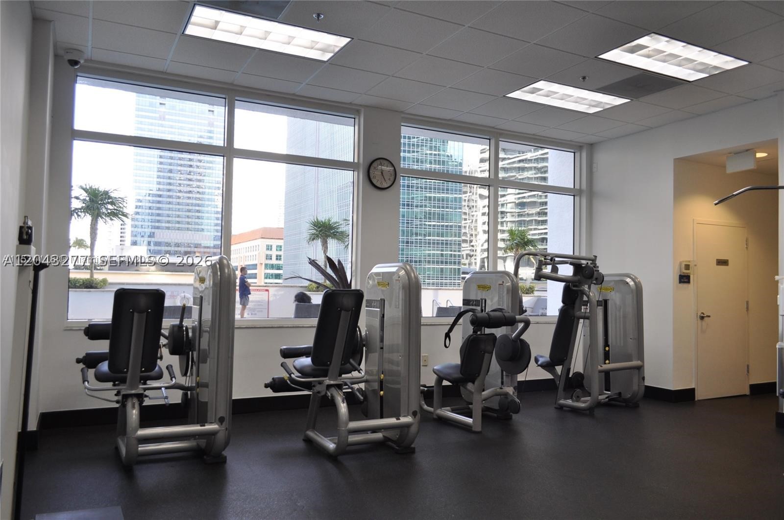 image The Club at Brickell Bay16