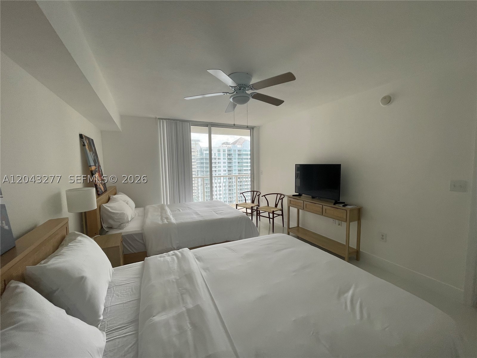 image The Club at Brickell Bay6