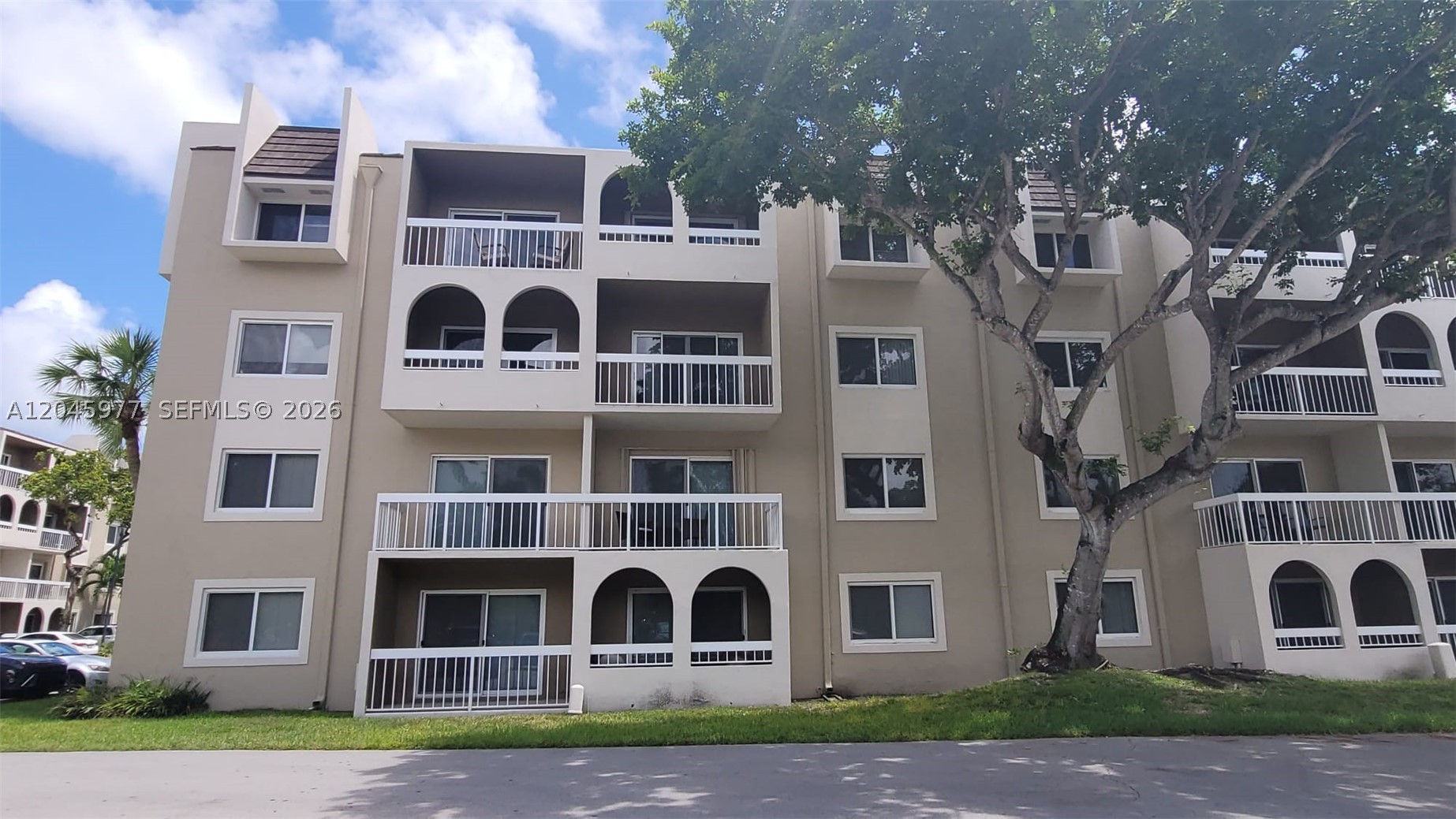 7705 Camino Real #B-215