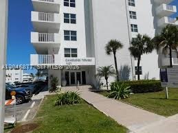 1601 S Ocean Dr #105