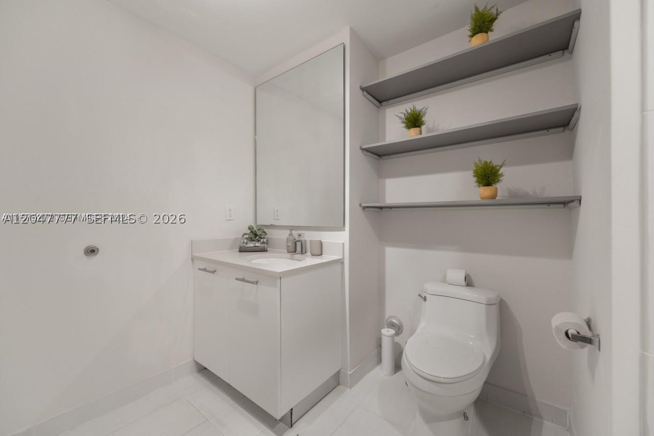 image Midblock15