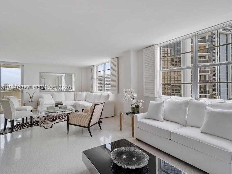 5 Island Ave #8H Miami Beach, FL 33139