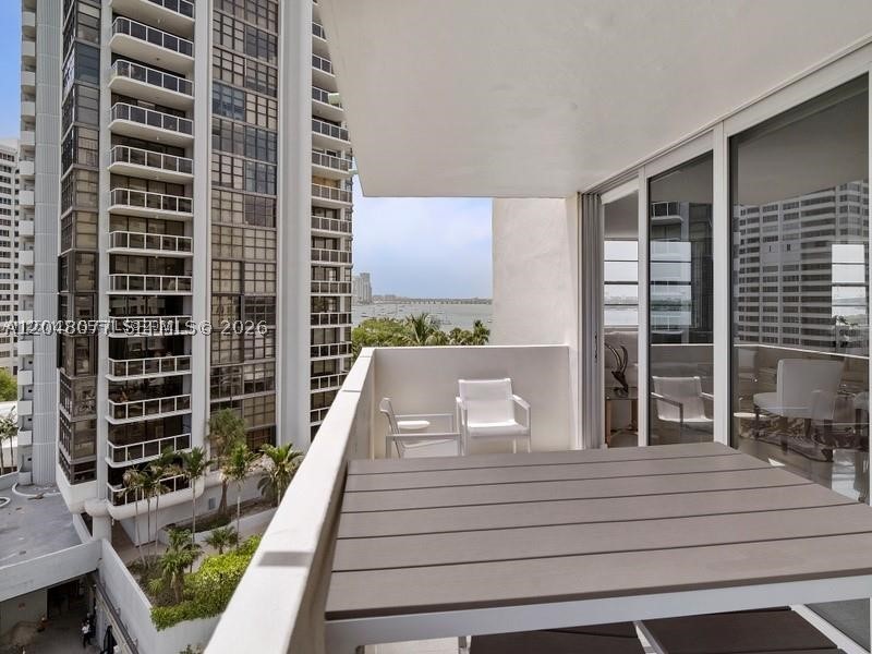 5 Island Ave #8H Miami Beach, FL 33139