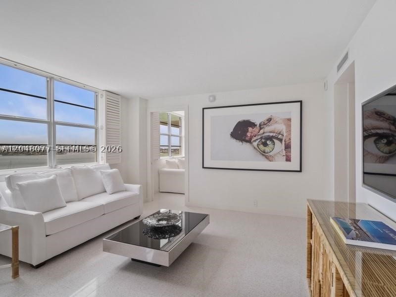 5 Island Ave #8H Miami Beach, FL 33139