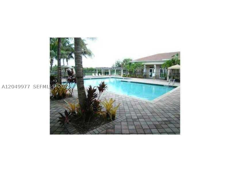 2544 Centergate Dr #203 Miramar, FL 33025