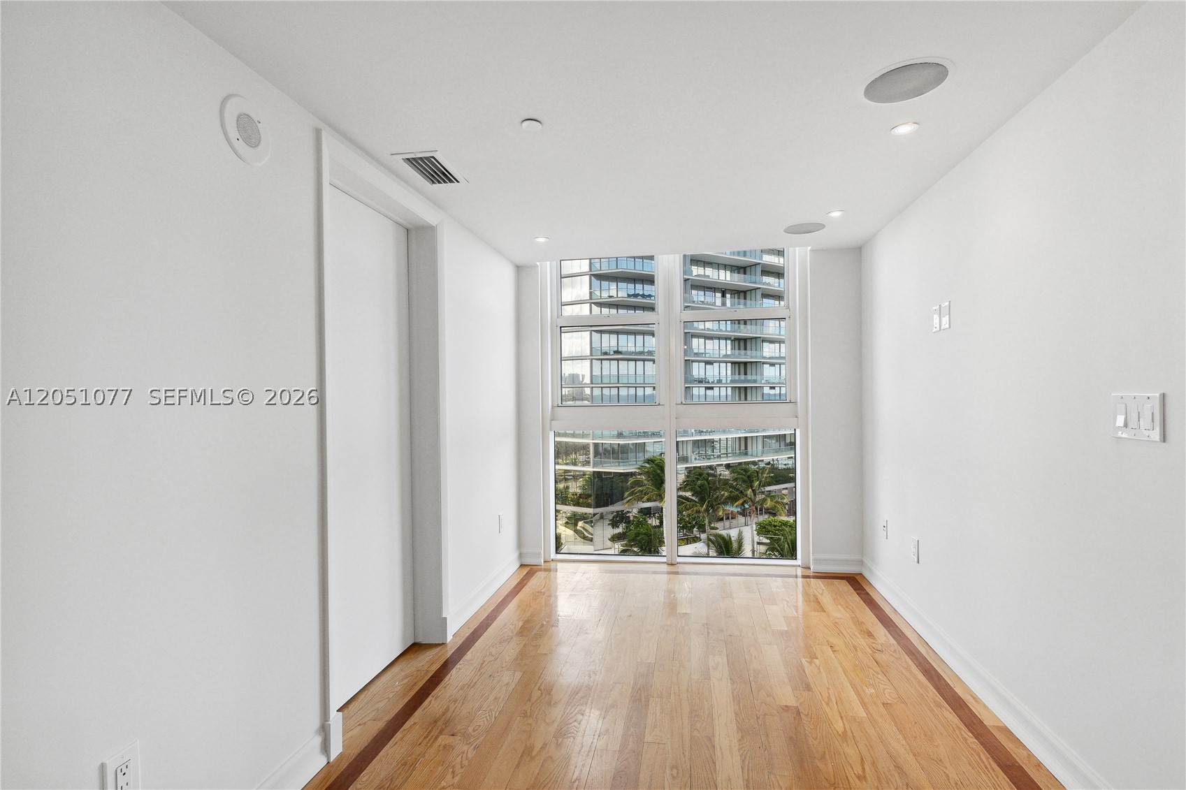 image Ocean Three14