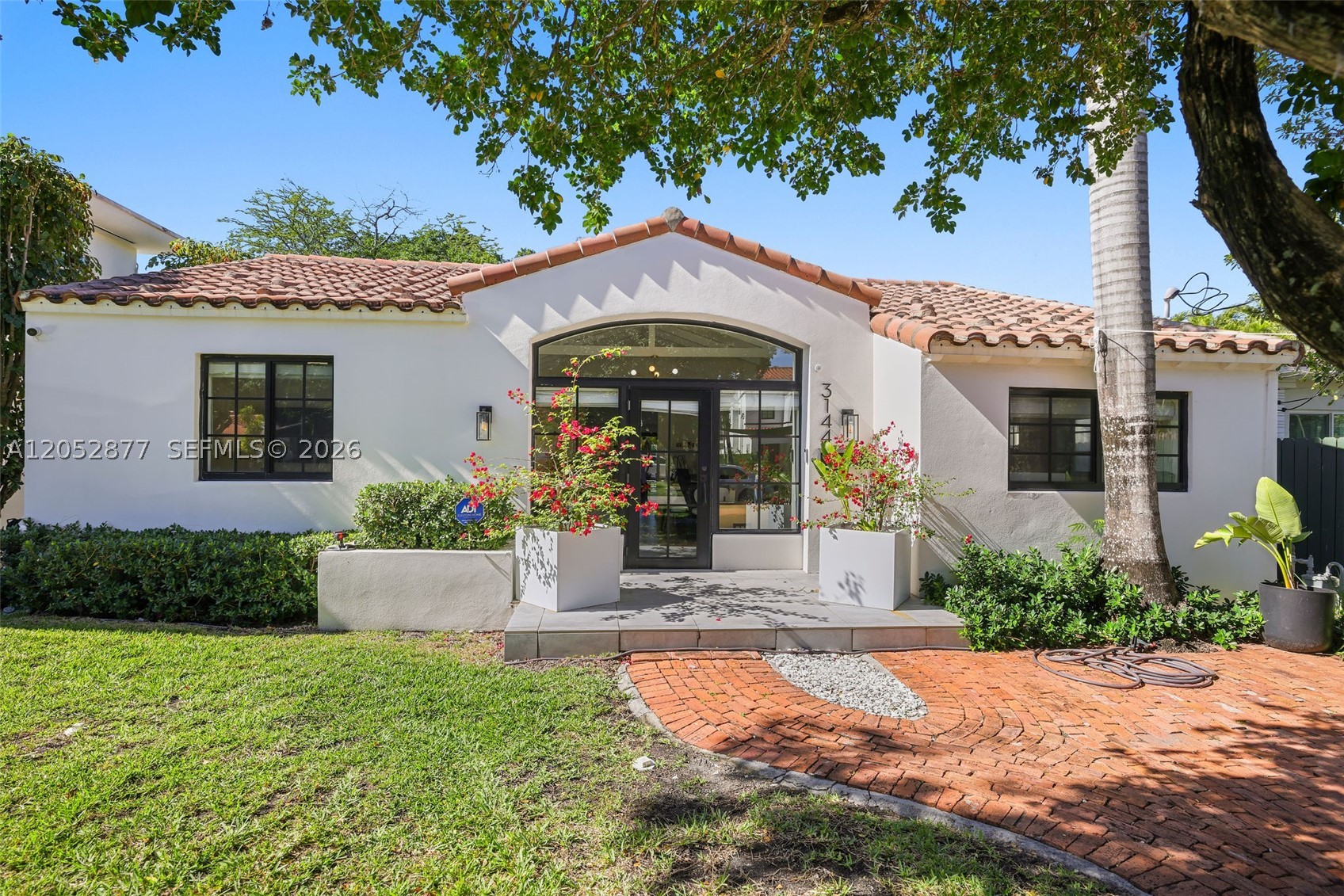 3144 Royal Palm Ave