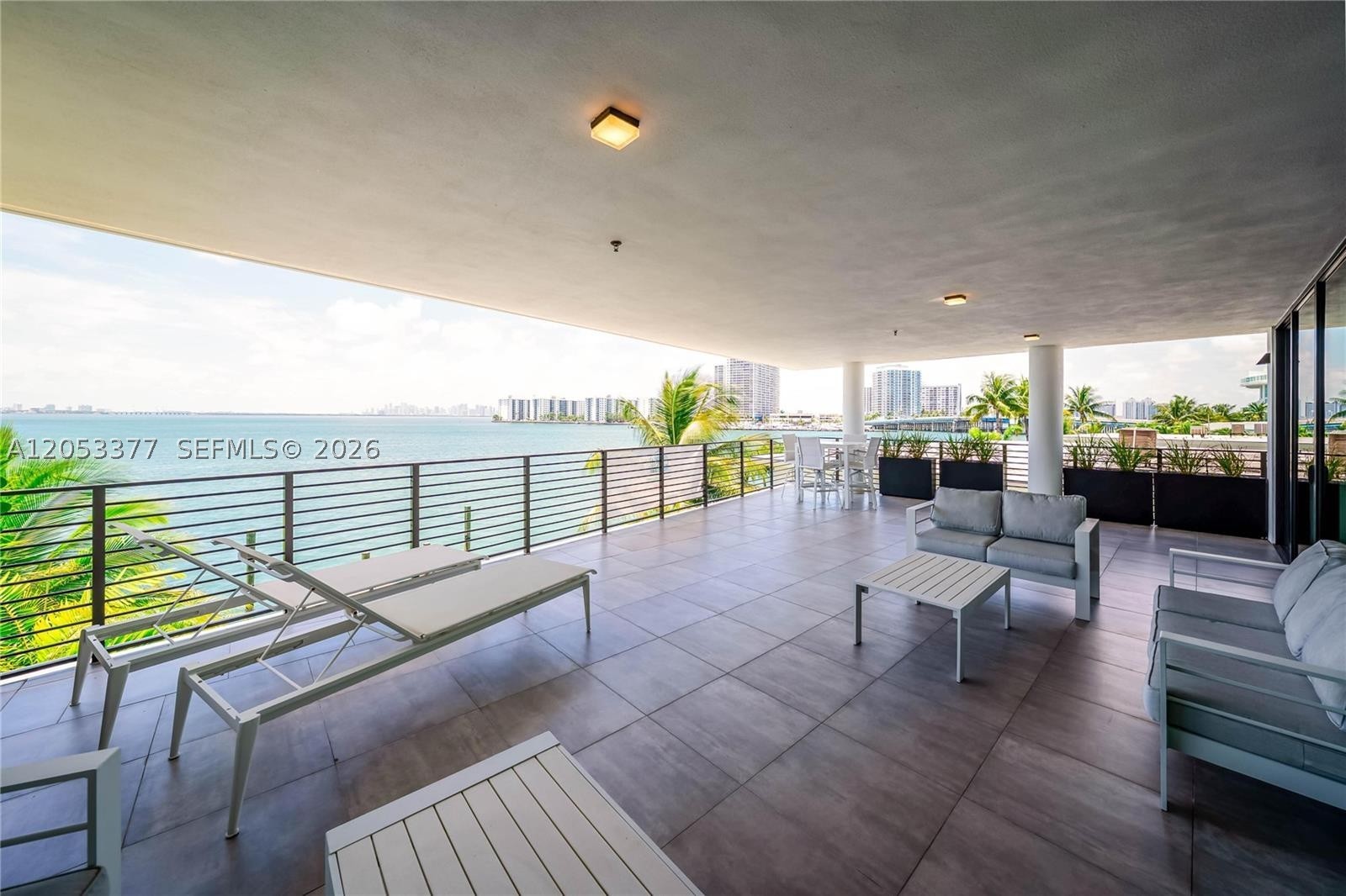 1930 Bay Dr #PH 2 Miami Beach, FL 33141