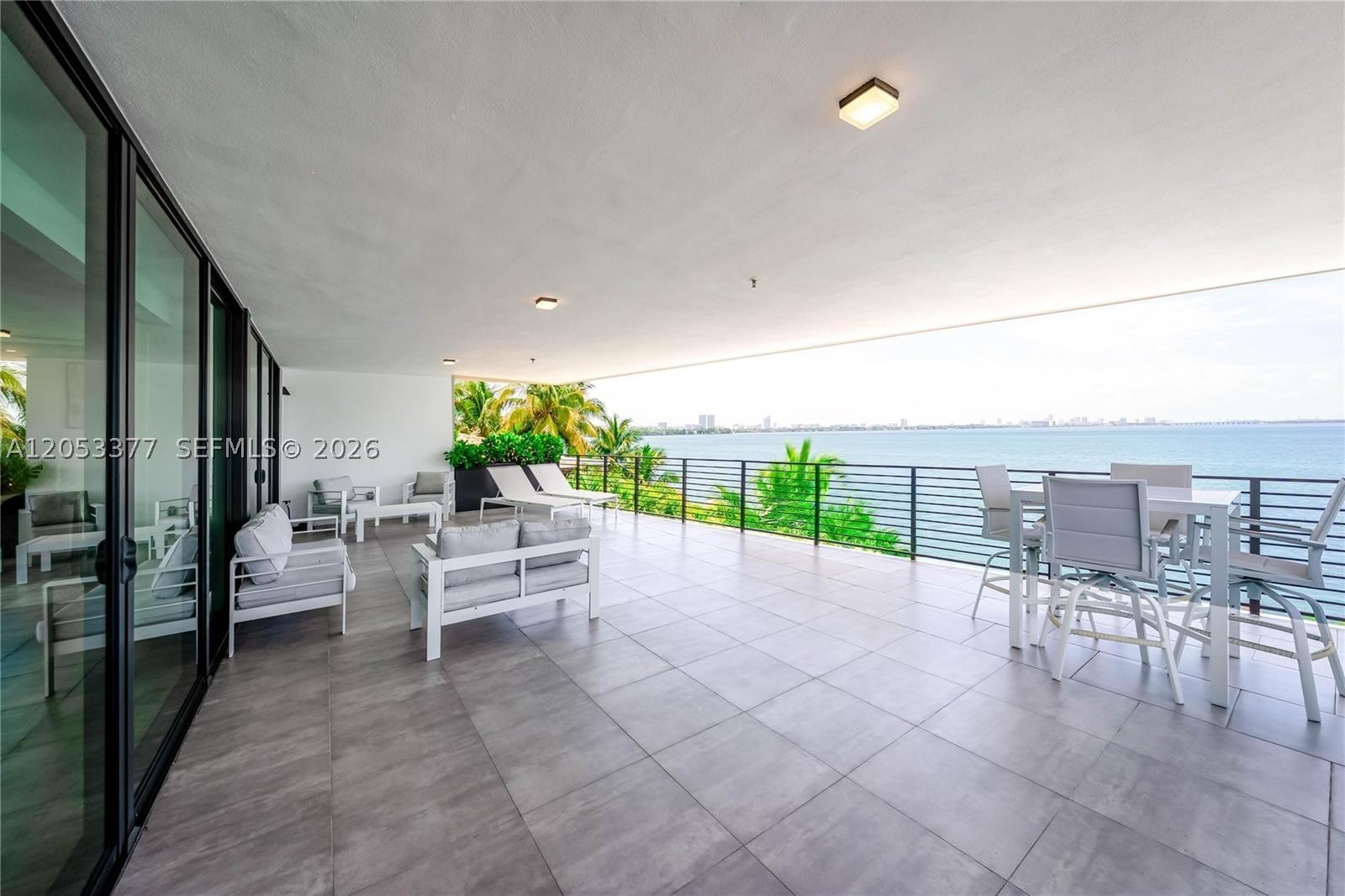 1930 Bay Dr #PH 2 Miami Beach, FL 33141