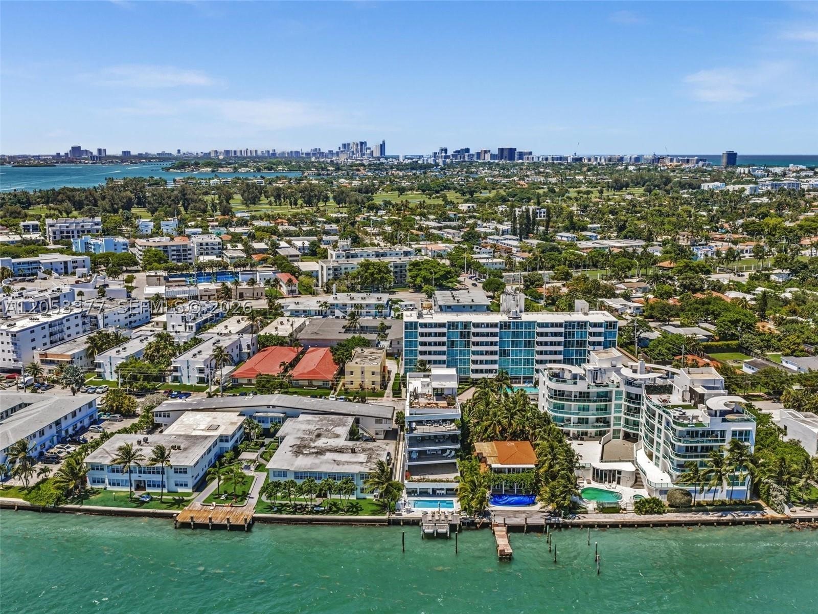 1930 Bay Dr #PH 2 Miami Beach, FL 33141