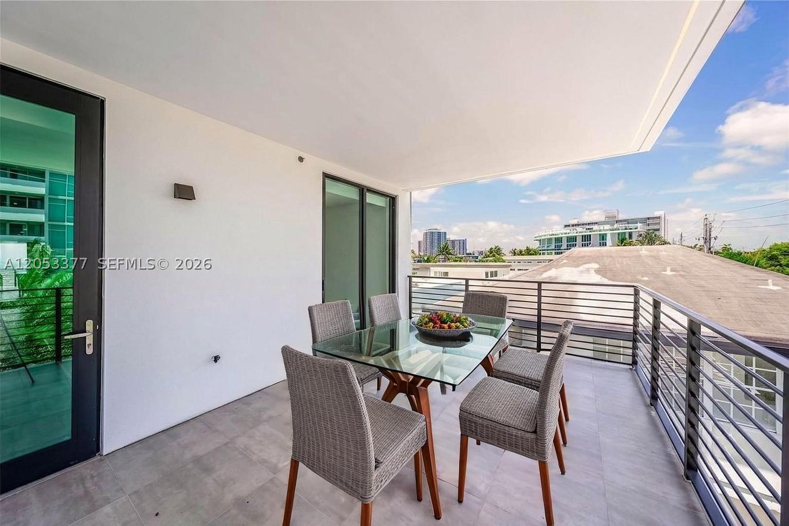 1930 Bay Dr #PH 2 Miami Beach, FL 33141
