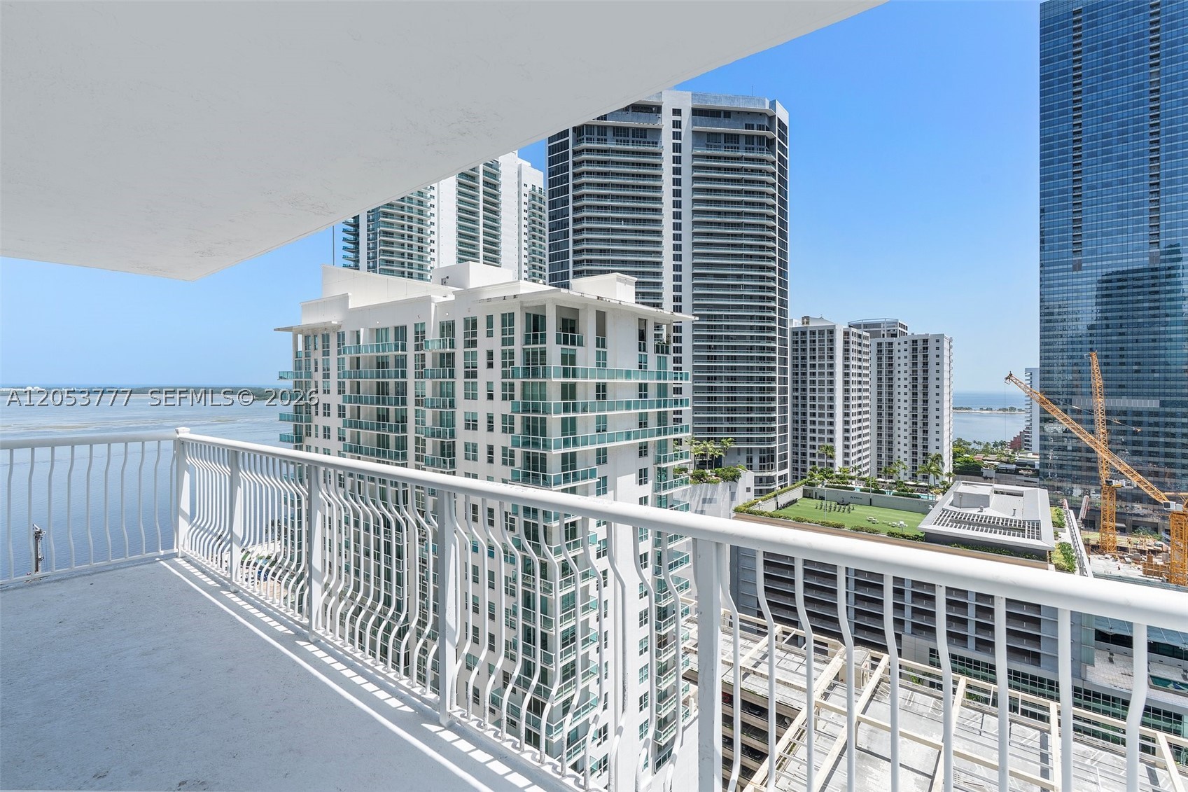 1200 Brickell Bay Dr #2423 Miami, FL 33131