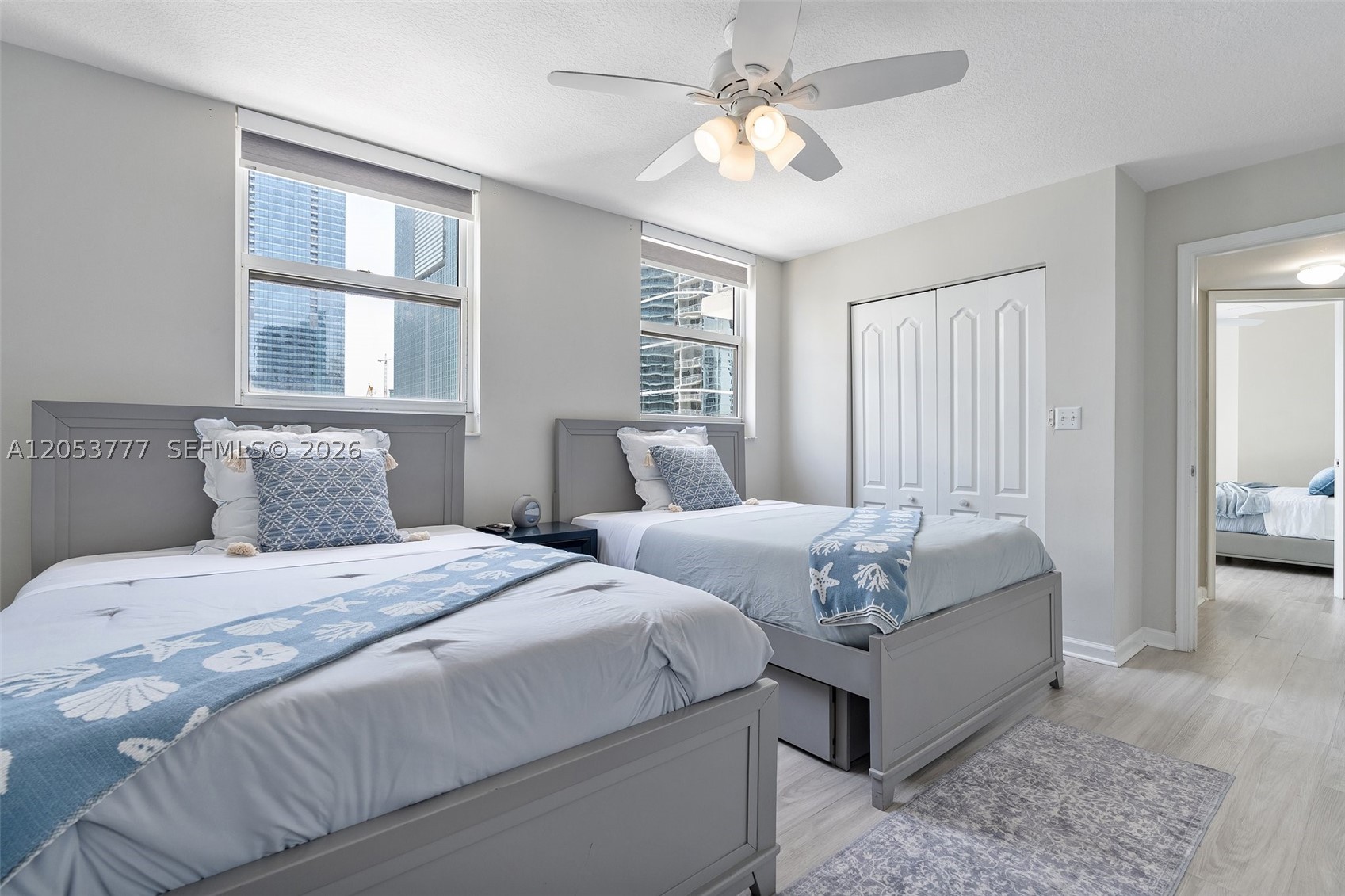 1200 Brickell Bay Dr #2423 Miami, FL 33131
