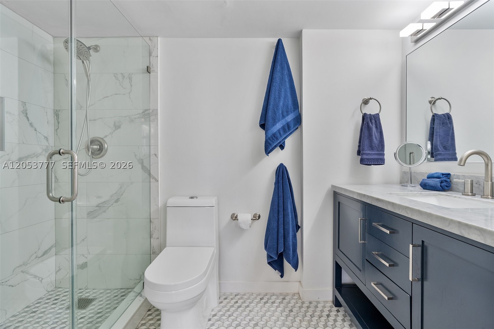 1200 Brickell Bay Dr #2423 Miami, FL 33131