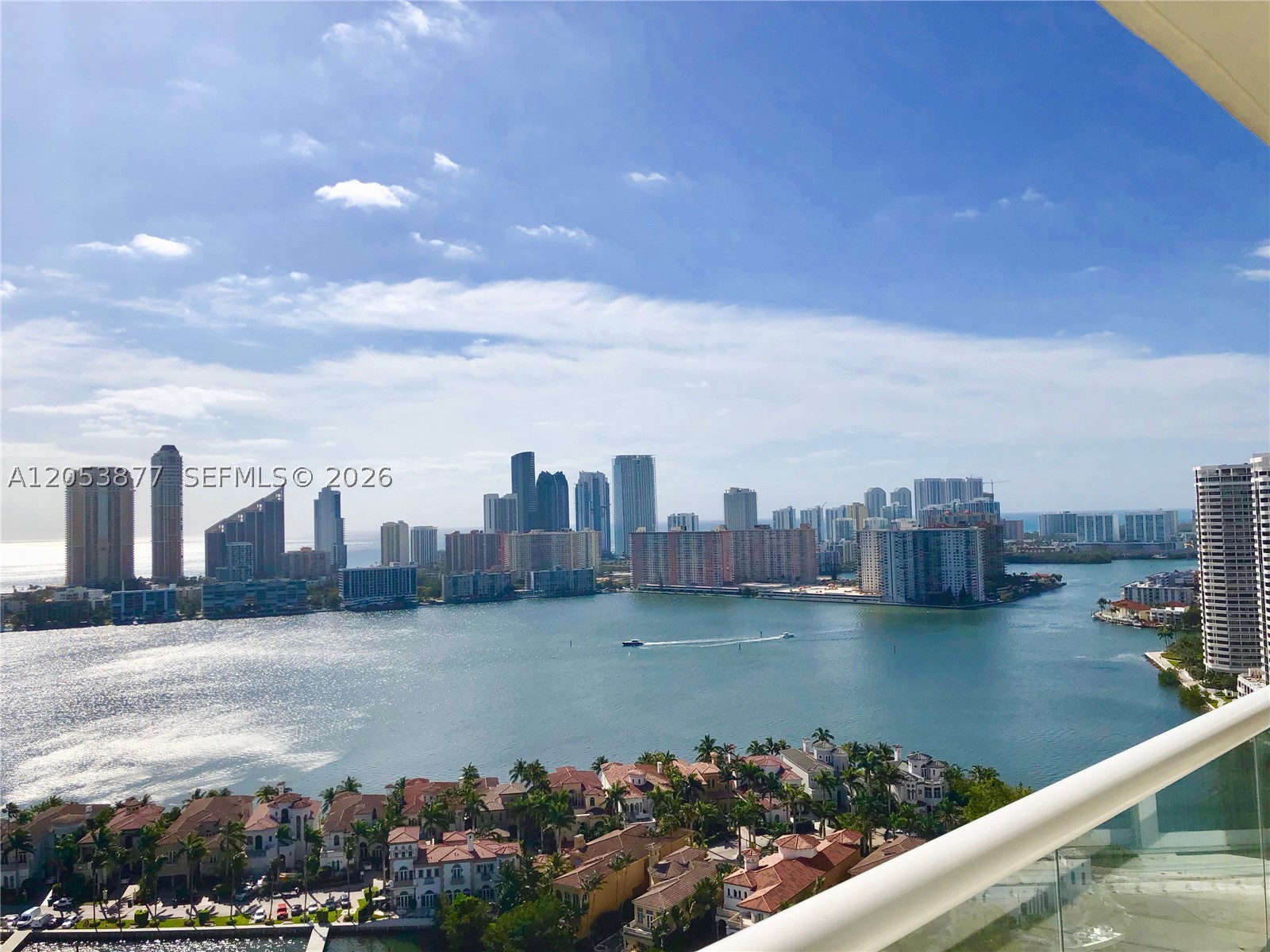 7000 Island Blvd #2809