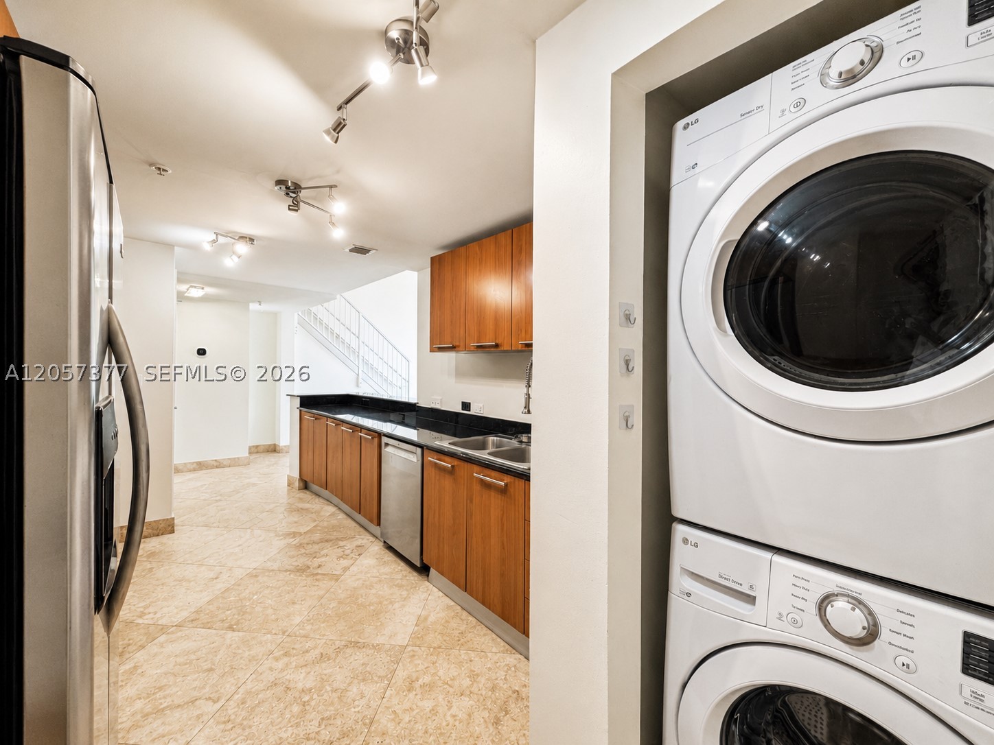 3000 NE 188th St #709 Aventura, FL 33180