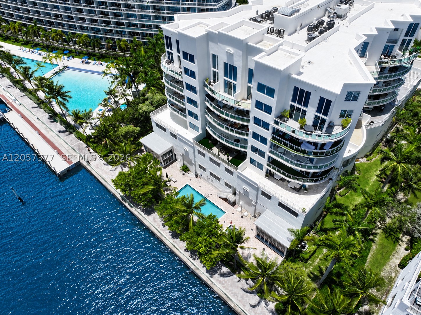 3000 NE 188th St #709 Aventura, FL 33180