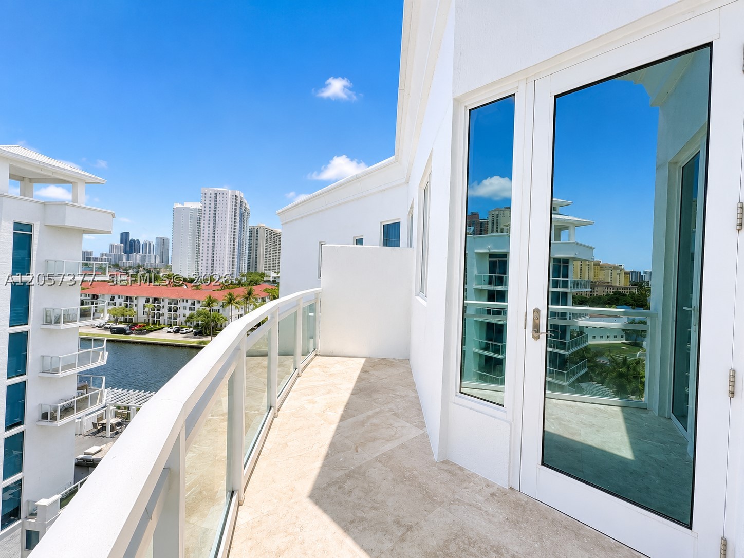 3000 NE 188th St #709 Aventura, FL 33180