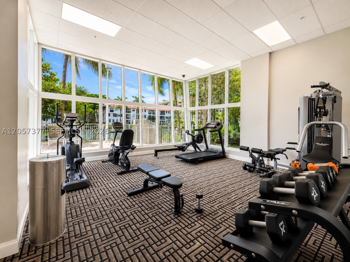 3000 NE 188th St #709 Aventura, FL 33180