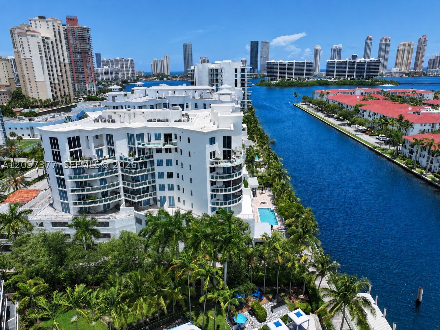 3000 NE 188th St #709 Aventura, FL 33180