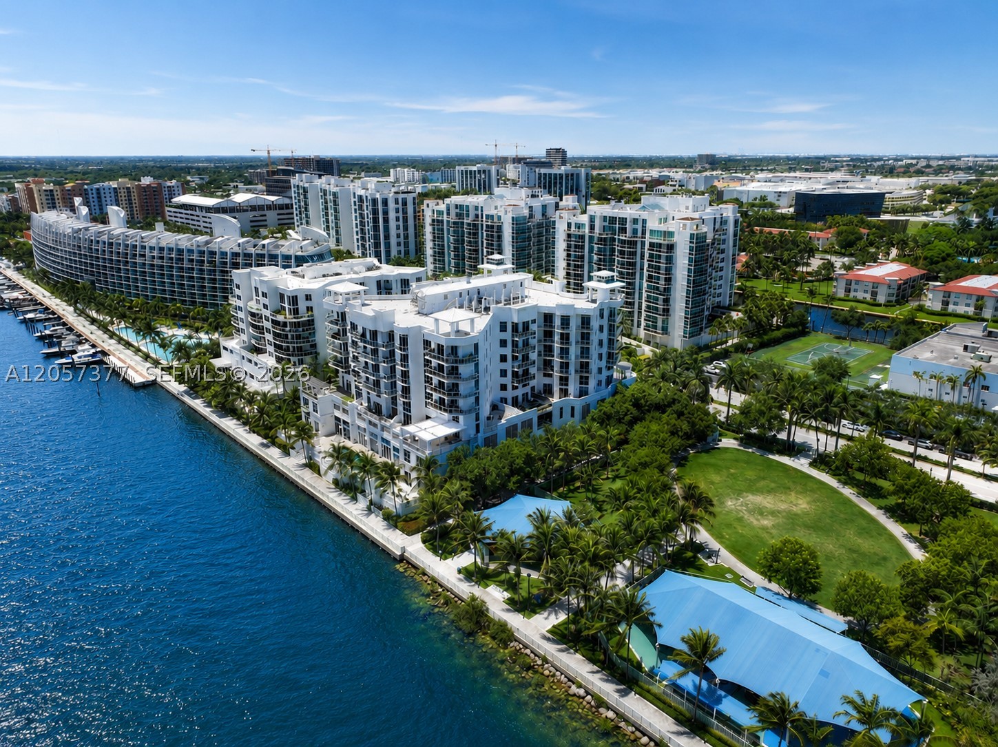 3000 NE 188th St #709 Aventura, FL 33180