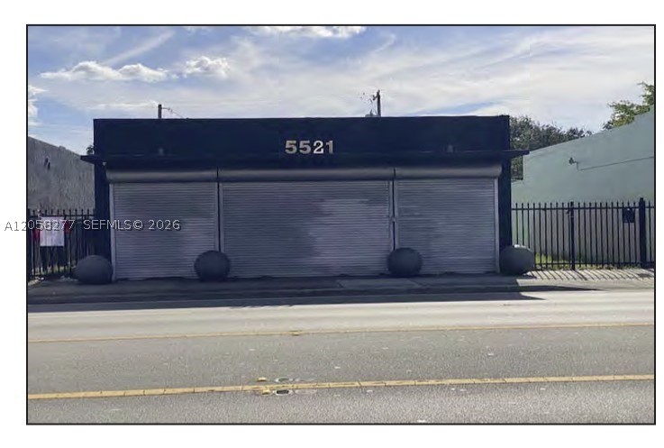5521 NW 7th Ave
