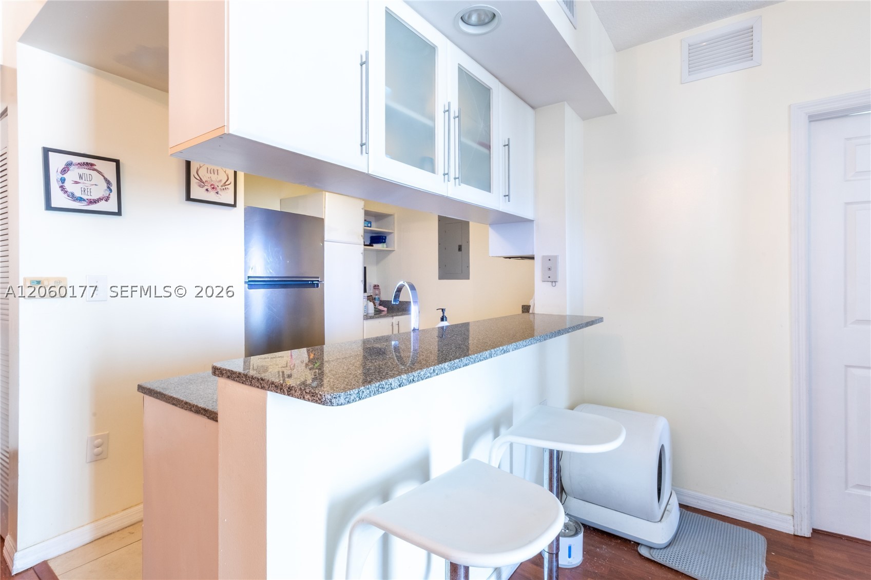 275 NE 18st #1110 Miami, FL 33132
