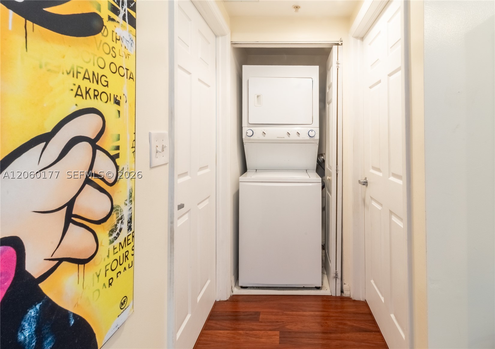 275 NE 18st #1110 Miami, FL 33132