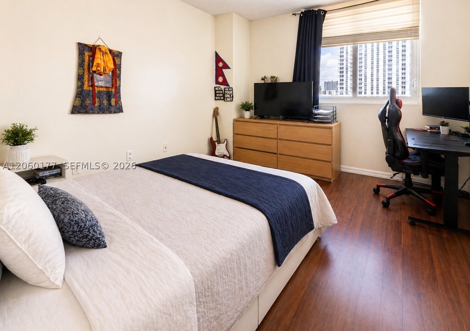 275 NE 18st #1110 Miami, FL 33132