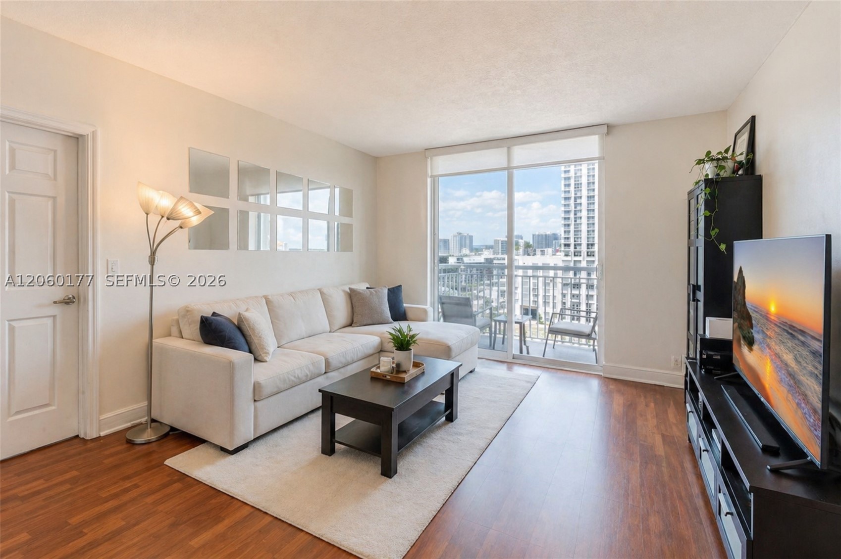 275 NE 18st #1110 Miami, FL 33132