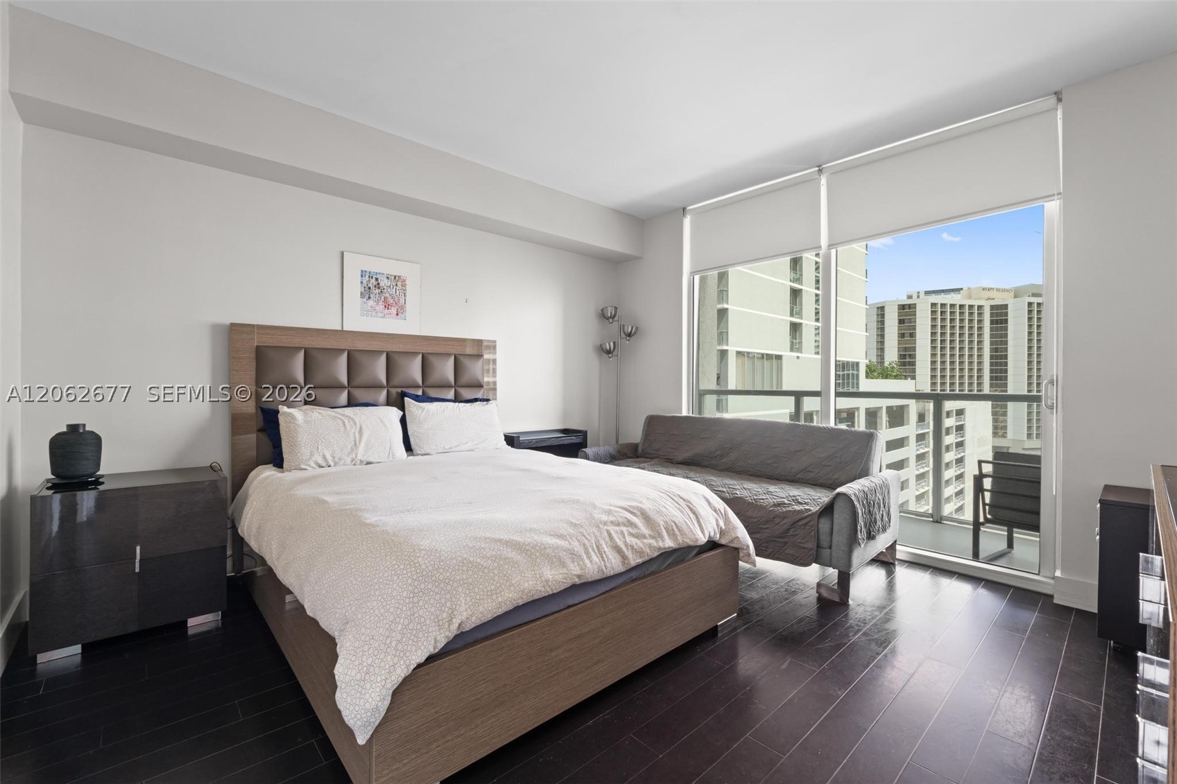 image 500 Brickell East28