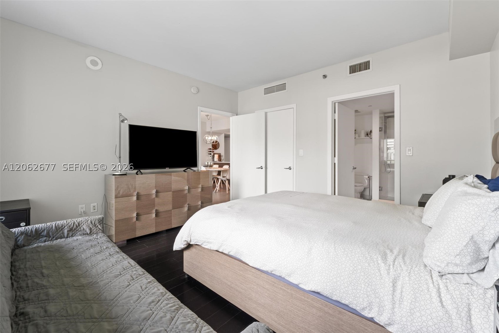 image 500 Brickell East29