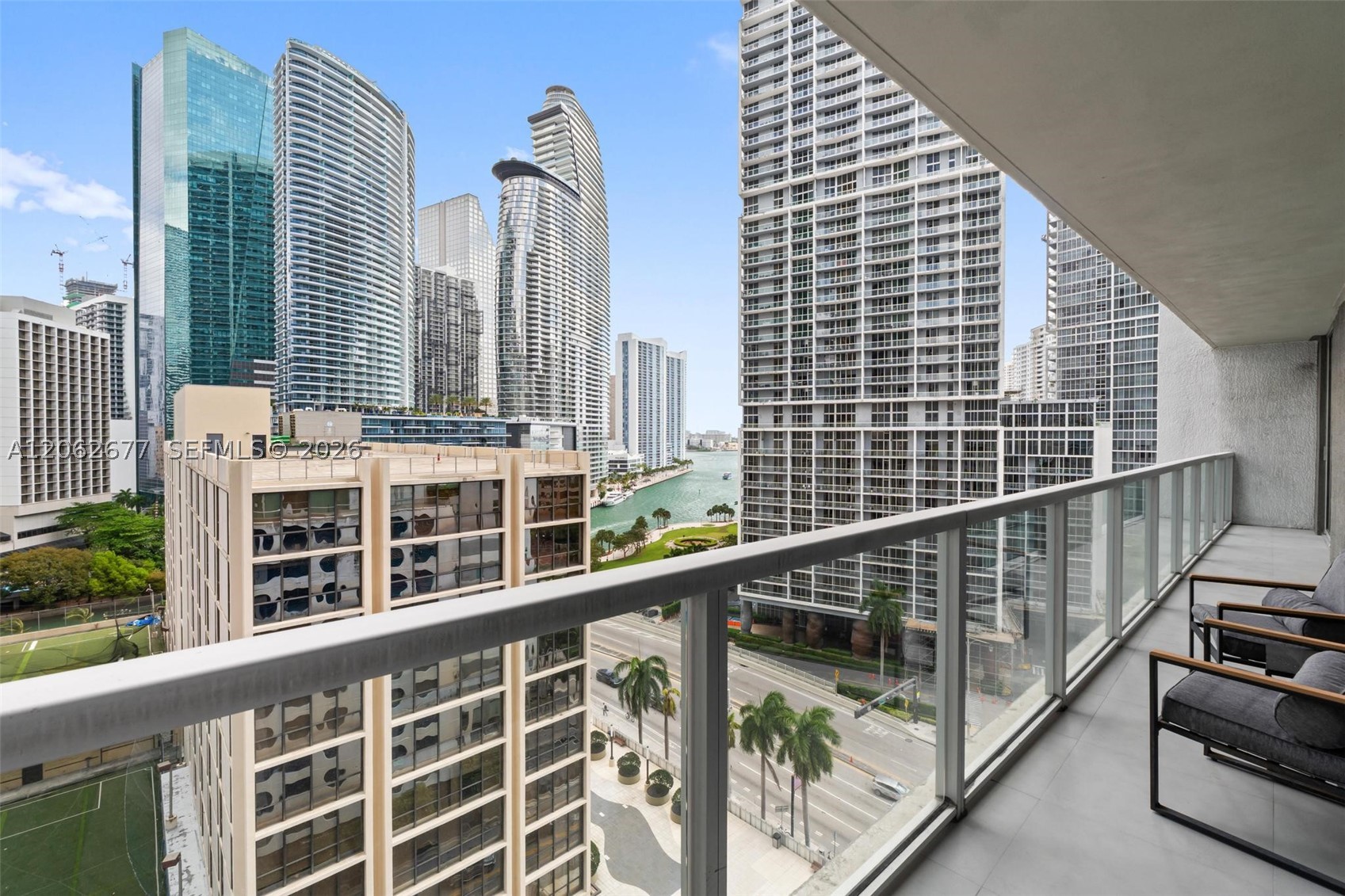 image 500 Brickell East37