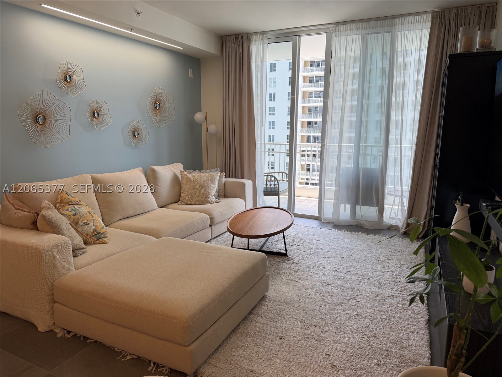 801 Brickell Key Blvd #1805