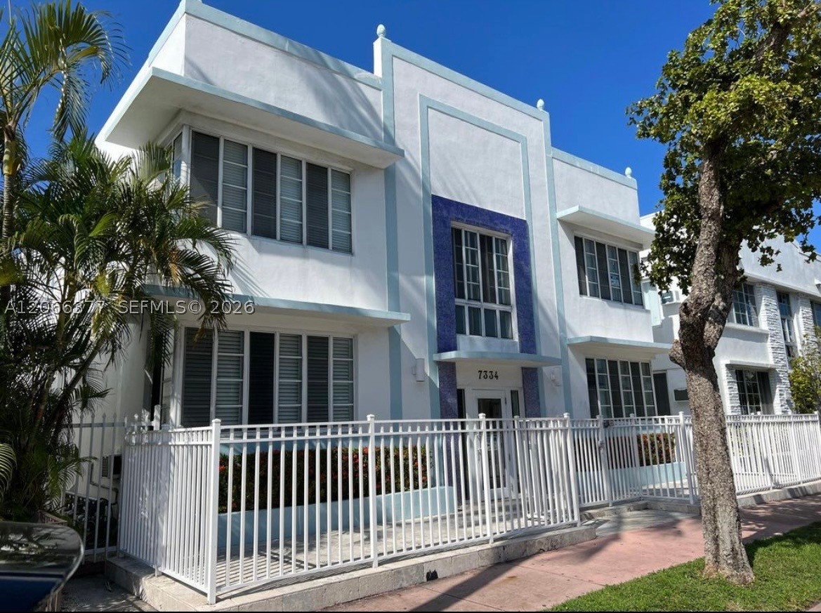 7334 Harding Ave #4