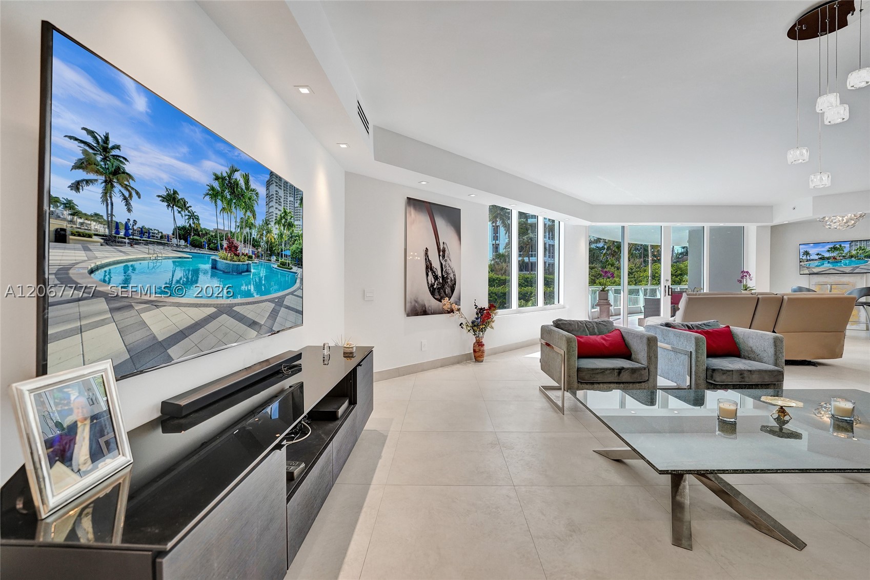21200 Point Pl #403 Aventura, FL 33180